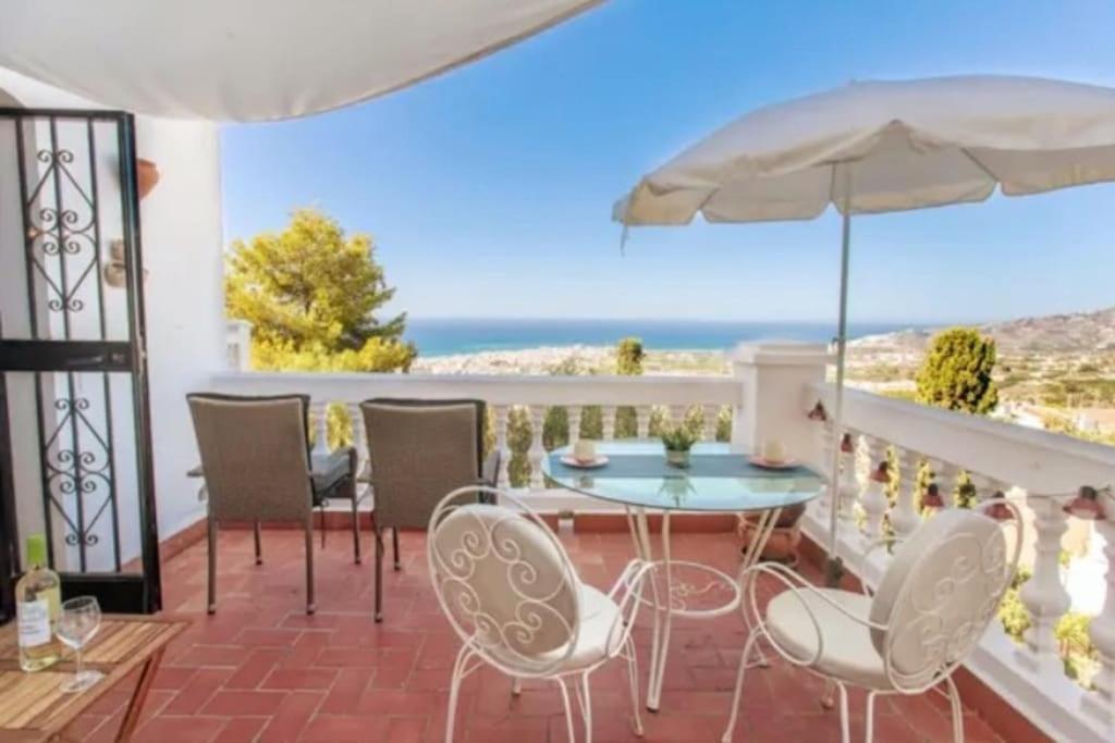 Precioso Apartamento Mandarinos Con Vistas Al Mar Nerja Luaran gambar