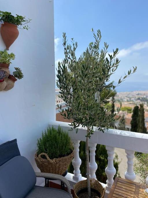 Precioso Apartamento Mandarinos Con Vistas Al Mar Nerja Luaran gambar