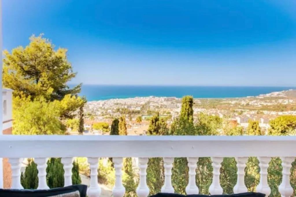 Precioso Apartamento Mandarinos Con Vistas Al Mar Nerja Luaran gambar