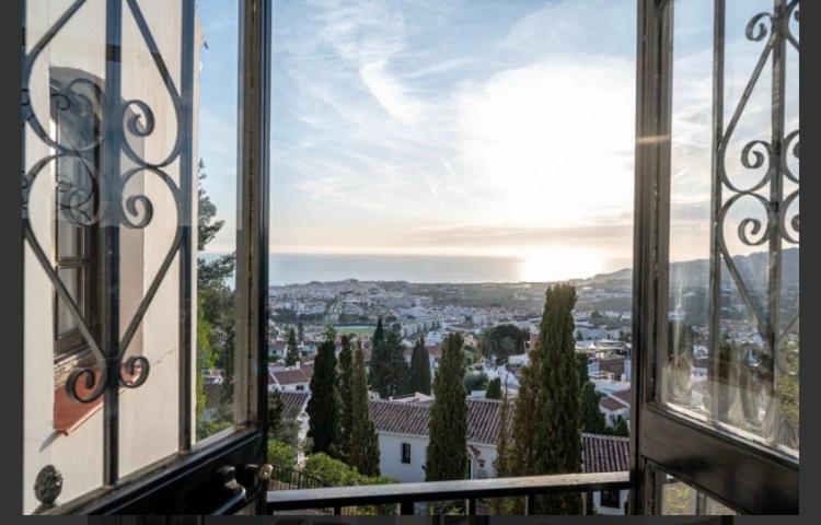 Precioso Apartamento Mandarinos Con Vistas Al Mar Nerja Luaran gambar